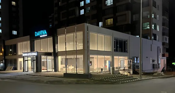Photos of Daviva Healthcare dialysis centres.