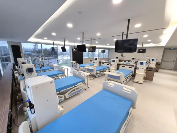 Photos of Daviva Healthcare dialysis centres.